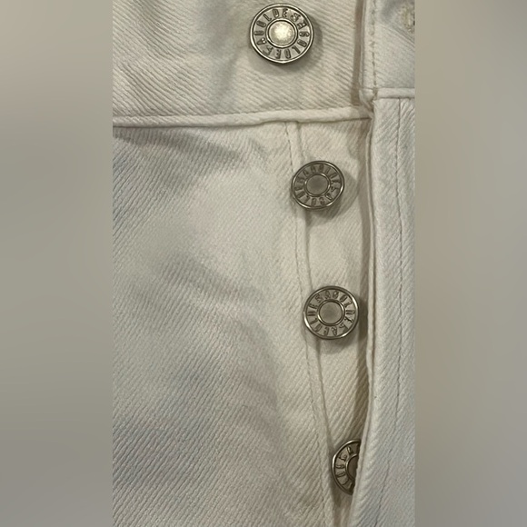 NWT Agolde Women’s Short Shorts Tissue White Size 26 Parker Cut Off Frayed Hem - Picture 2 of 8